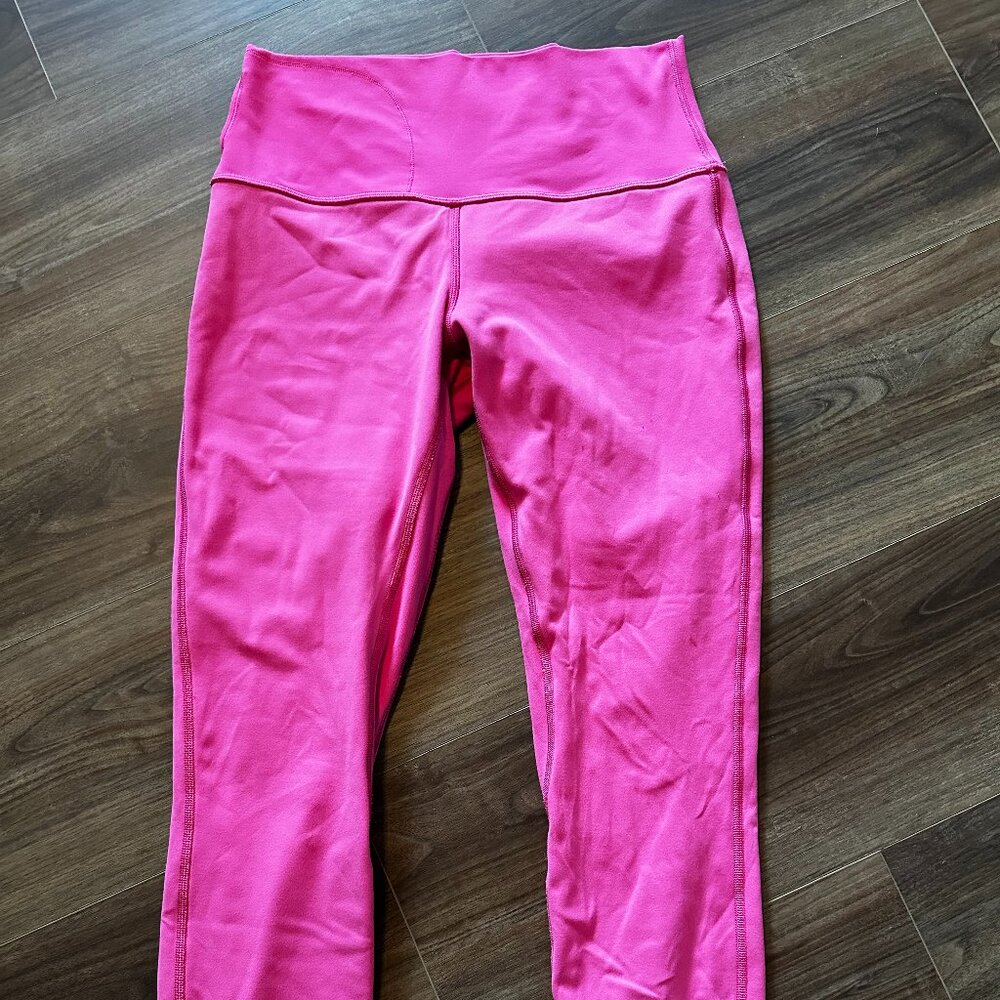 Lululemon Align High-Rise Pant 25”, Size 8, Sonic Pink